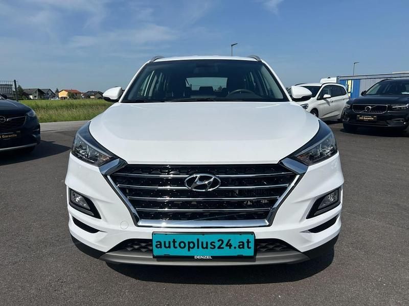 Gebraucht Hyundai Tucson 136 PS (100 kW) 2020 Weiß SUV