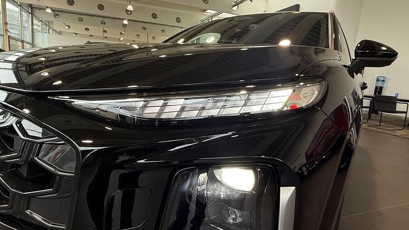 Gebraucht Audi Q3 S-Line 272 PS (200 kW) 2025 Schwarz  metallicperleffektno SUV