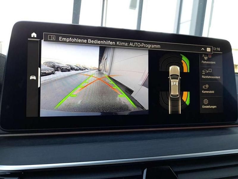 Gebraucht BMW 530 Luxury Line 286 PS (210 kW) 2021 Grau Kombi