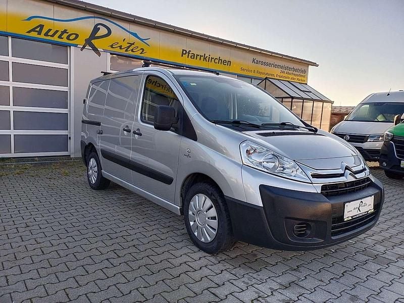 Grau Gebraucht 2015 Citroën Jumpy Van / Kleinbus | € 9.990 - Bild 1/4