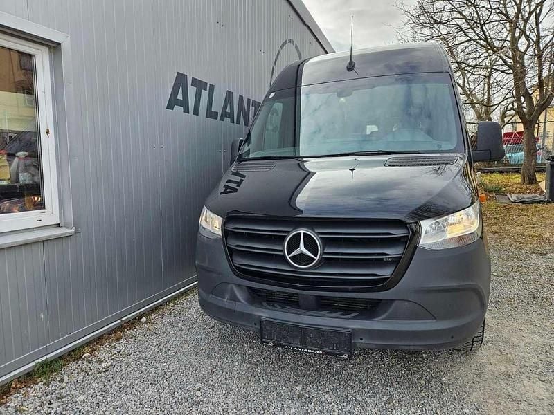 Gebraucht Mercedes Sprinter 163 PS (119 kW) 2022 Schwarz Van