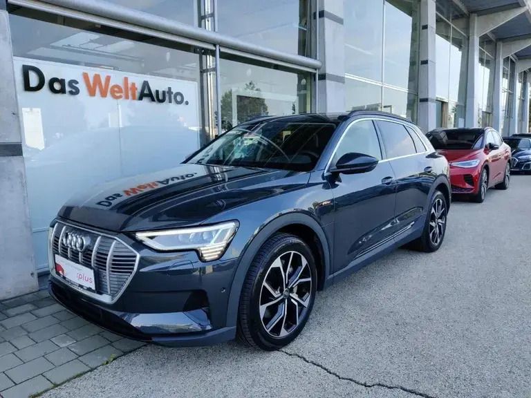 Mittelgrau metallic Gebraucht 2021 Audi e-tron Ambiente SUV | € 39.900 (Teuer) - Bild 1/4