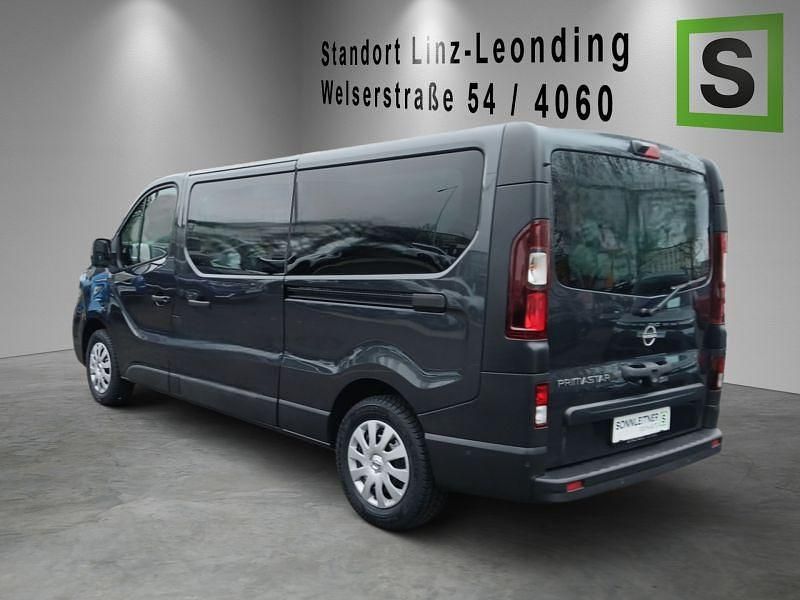 Gebraucht Nissan Primastar Tekna 150 PS (110 kW) 2025 Grau Van / Kleinbus