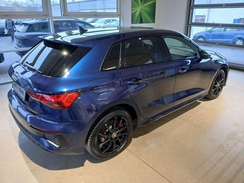 Gebraucht Audi A3 S-Line 150 PS (110 kW) 2022 Blau Limousine