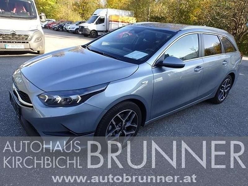 Gebraucht Kia Ceed Sportswagon Silver 101 PS (74 kW) 2025 Grau Kombi
