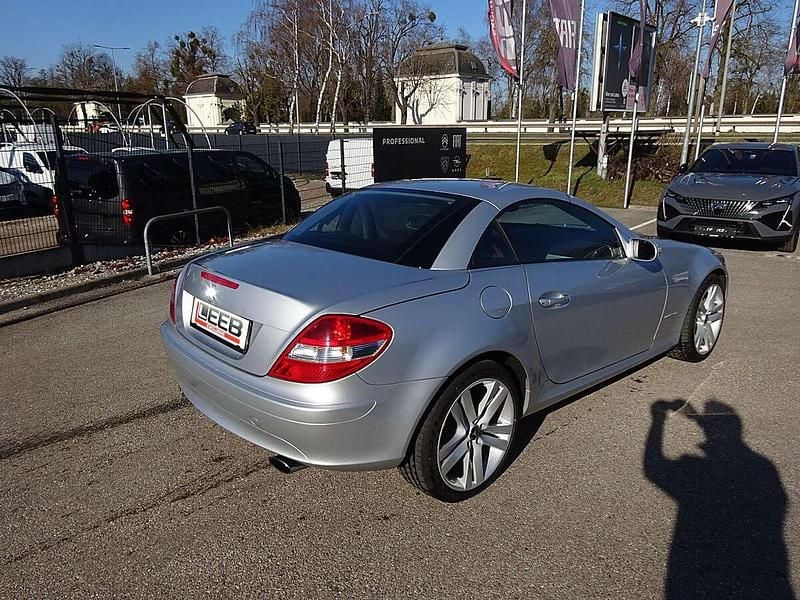 Gebraucht Mercedes SLK200 163 PS (119 kW) 2005 Silber Cabrio