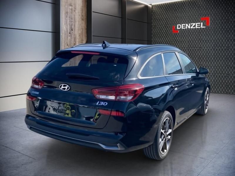 Neu Hyundai i30 GO! 150 PS (110 kW) 2026 Abyss black Kombi