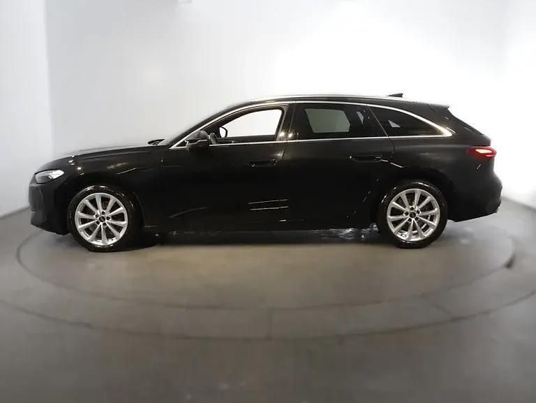 Gebraucht Audi A5 Ambiente 150 PS (110 kW) 2025 Schwarz  metallicperleffektno Coupé