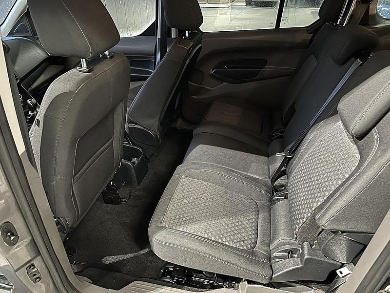 Grau Gebraucht 2022 Ford Tourneo Trend Kombi | € 23.990 (Teuer) - Bild 1/1