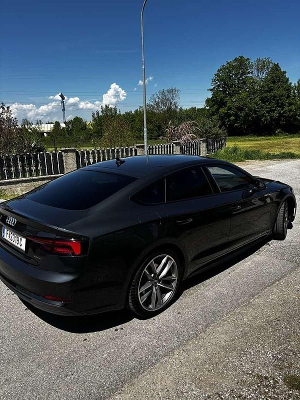 Gebraucht Audi A5 Sportback Sport 190 PS (139 kW) 2019 Kleinwagen