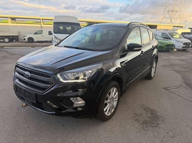 Gebraucht Ford Kuga ST-Line 175 PS (128 kW) 2019 Schwarz SUV