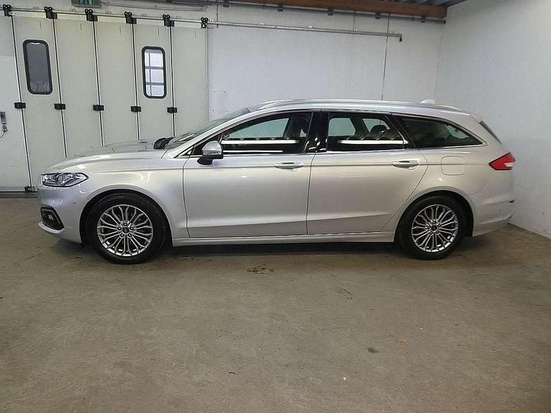 Gebraucht Ford Mondeo Titanium 150 PS (110 kW) 2022 Silber Kombi