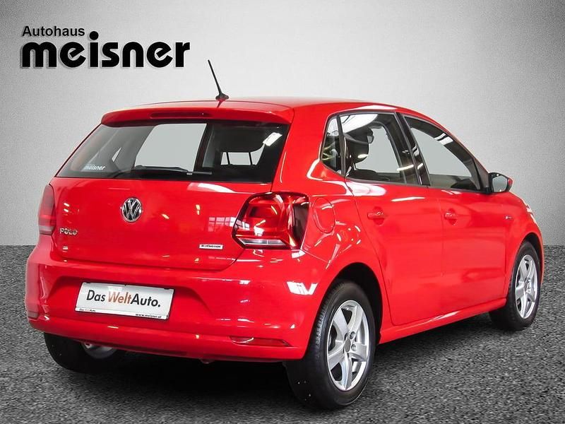 Gebraucht VW Polo LOUNGE 75 PS (55 kW) 2015 Mittelrot  normal