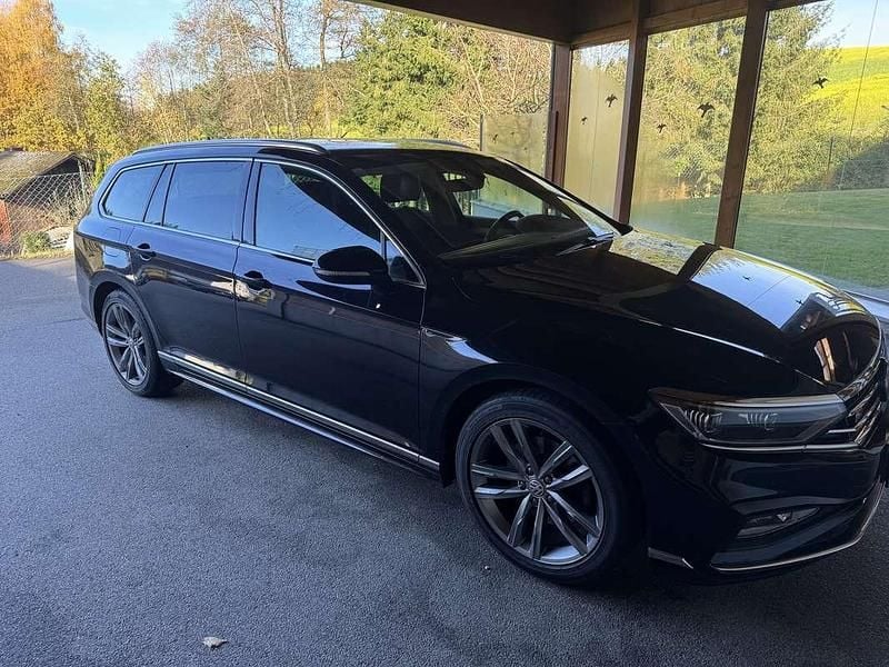 Gebraucht VW Passat Elegance 190 PS (139 kW) 2019 Schwarz Kombi