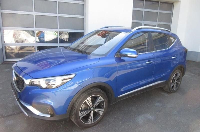 Gebraucht MG ZS Luxury 105 kW (143 PS) 2021 Mittelblau  metallicperleffekt Limousine