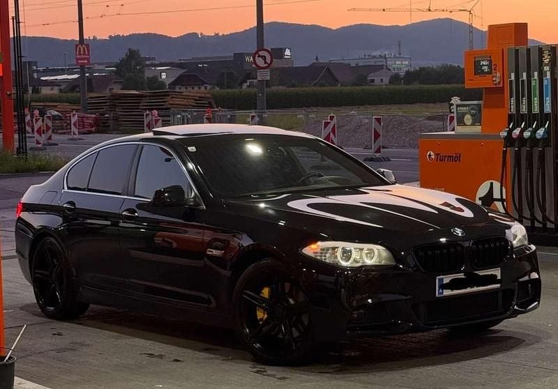 Schwarz Gebraucht 2012 BMW 525 Comfort Edition Limousine | € 11.500 (Fairer Preis) - Bild 1/4