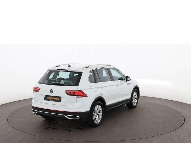 Gebraucht VW Tiguan Elegance 150 PS (110 kW) 2021 Weiß SUV