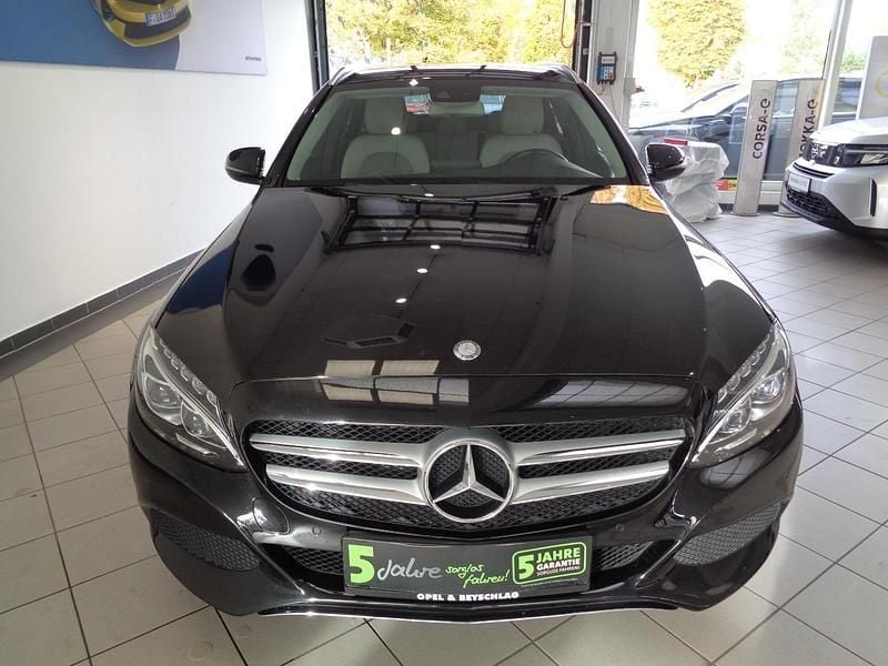 Gebraucht Mercedes C180 Avantgarde 116 PS (85 kW) 2016 Schwarz Kombi