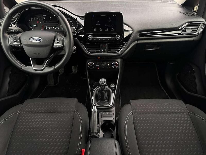 Gebraucht Ford Fiesta Titanium 86 PS (63 kW) 2018 Weiß Kleinwagen