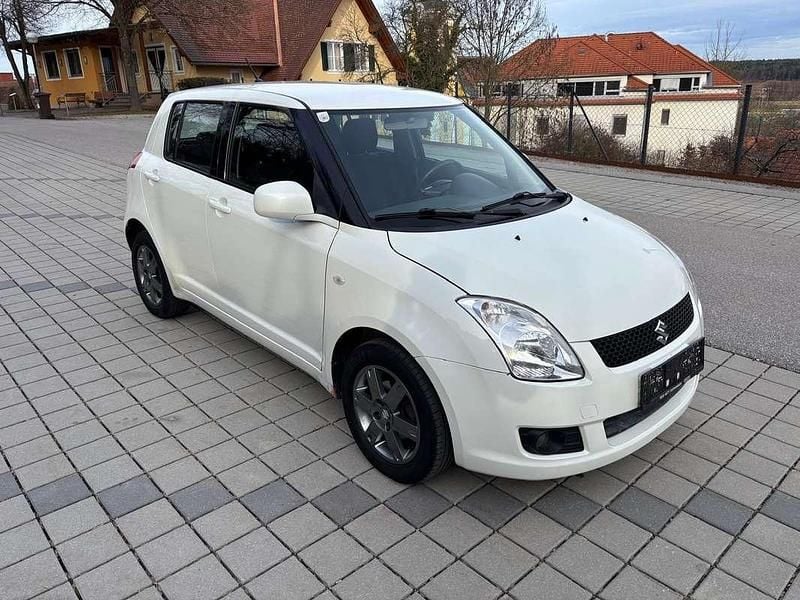 Gebraucht Suzuki Swift GL 90 PS (66 kW) 2011 Kleinwagen