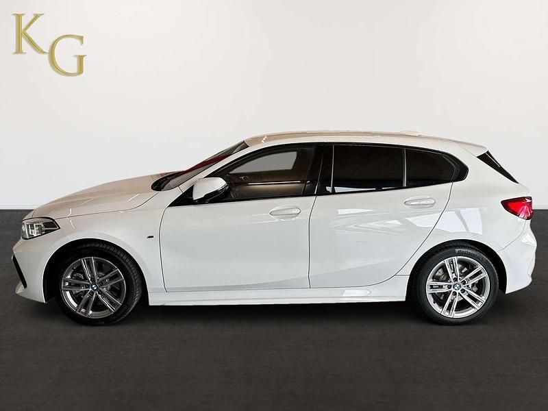 Gebraucht BMW 120 M Sport 190 PS (139 kW) 2023 Weiß Kleinwagen
