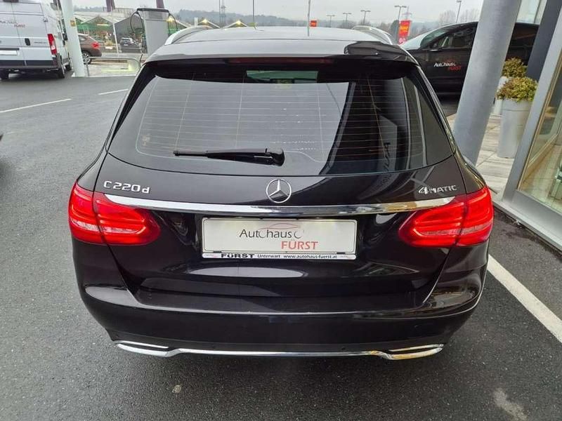 Gebraucht Mercedes C220 Avantgarde 170 PS (125 kW) 2016 Schwarz Limousine