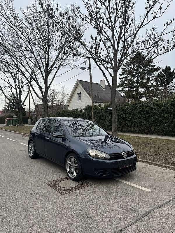 Gebraucht VW Golf VI Comfortline 90 PS (66 kW) 2009 Kleinwagen