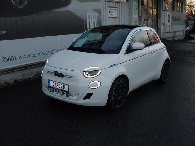 Weiß sonderlackierung Neu 2025 Fiat 500e Kleinwagen | € 24.900 (Superpreis) - Bild 1/4