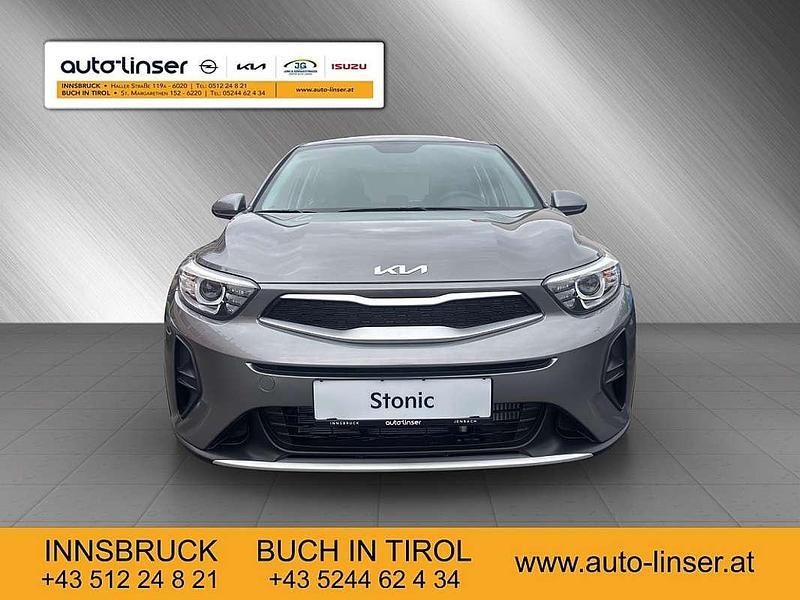 Neu Kia Stonic 101 PS (74 kW) 2025 Grau SUV