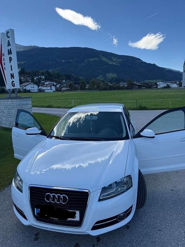 Gebraucht Audi A3 Ambiente 90 PS (66 kW) 2013 Limousine