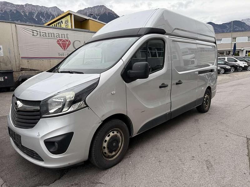 Grau Gebraucht 2017 Opel Vivaro Van | € 4.660 (Superpreis) - Bild 1/4