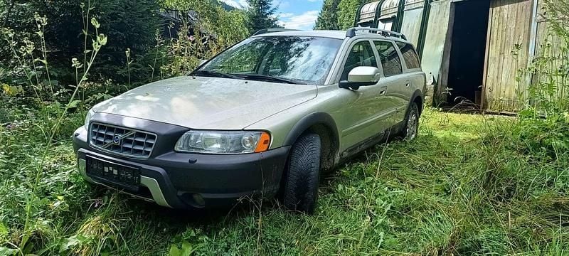 Gebraucht Volvo XC70 Ocean Race 185 PS (136 kW) 2006 Gold SUV