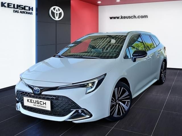 Neu Toyota Corolla 98 PS (72 kW) 2026 Weiß Kombi