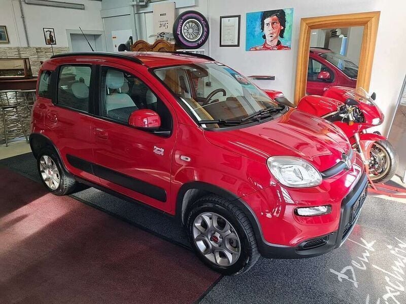 Gebraucht Fiat Panda 4x4 95 PS (69 kW) 2015 Kleinwagen
