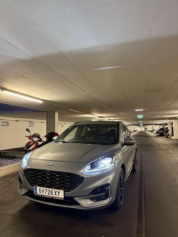 Gebraucht Ford Kuga ST-Line 120 PS (88 kW) 2022 SUV