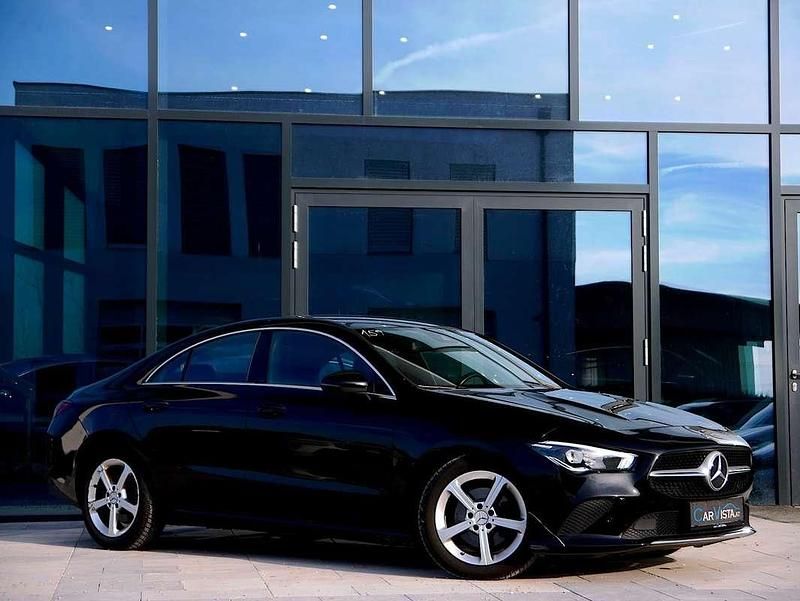 Gebraucht Mercedes CLA200 150 PS (110 kW) 2021 Schwarz Limousine
