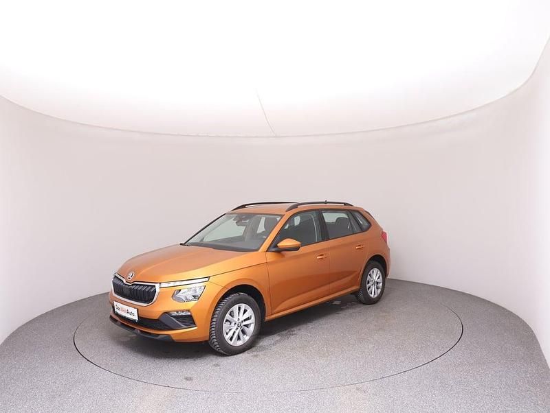 Mittelorange metallic Neu 2026 Skoda Kamiq Essence SUV | € 28.290 (Superpreis) - Bild 1/4