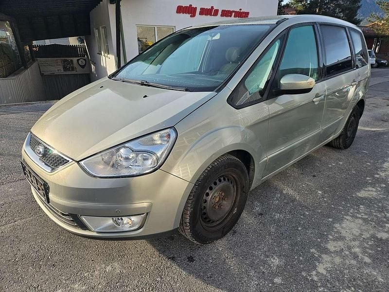 Grau Gebraucht 2010 Ford Galaxy Trend Van / Kleinbus | € 2.800 (Superpreis) - Bild 1/4