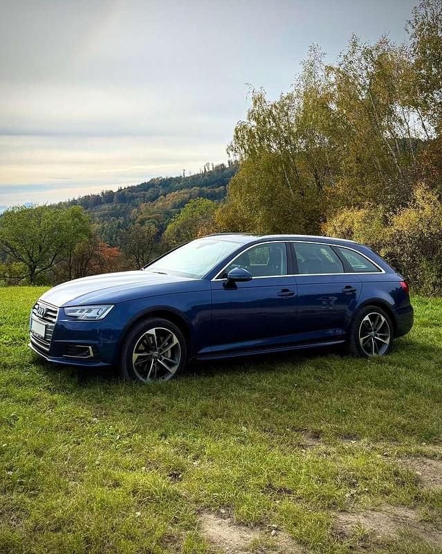 Blau Gebraucht 2016 Audi A4 Sport Kombi | € 18.900 (Fairer Preis) - Bild 1/4