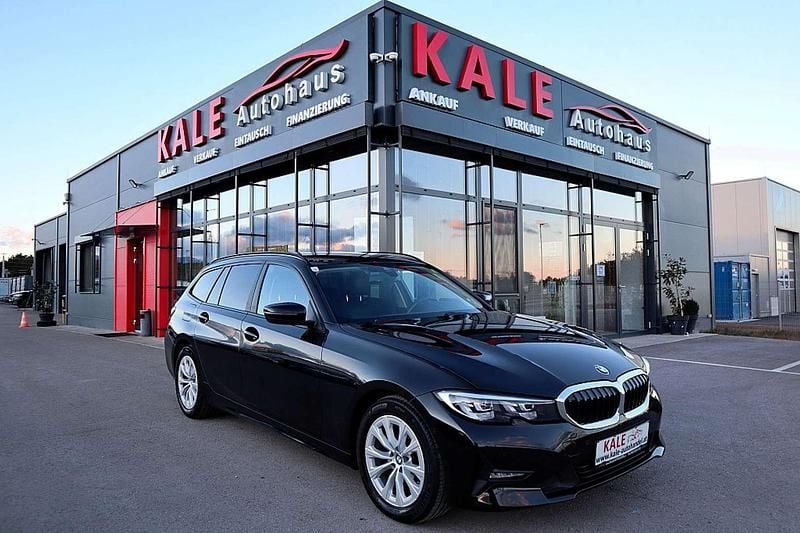 Schwarz Gebraucht 2020 BMW 318 Kombi | € 19.990 (Fairer Preis) - Bild 1/4