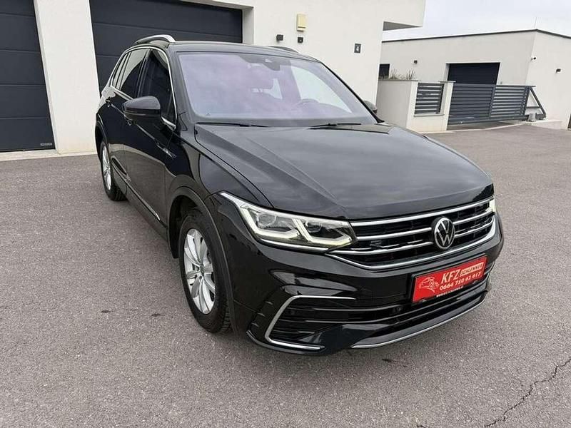 Gebraucht VW Tiguan R-line 150 PS (110 kW) 2021 Schwarz SUV