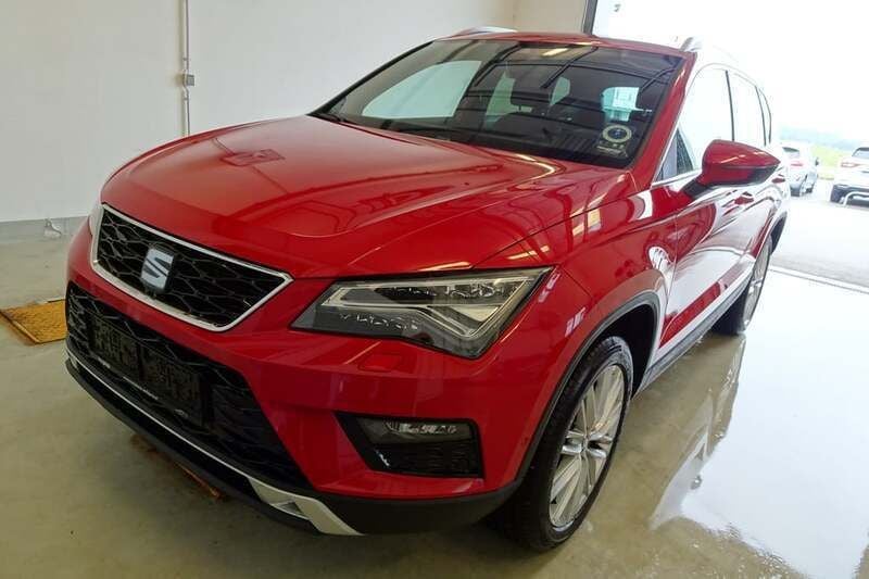 Mittelrot metallic Gebraucht 2017 Seat Ateca XCELLENCE SUV | € 17.900 (Fairer Preis) - Bild 1/4