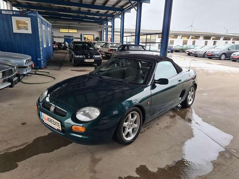 Grün Gebraucht 1998 MG F Cabrio | € 8.500 - Bild 1/4