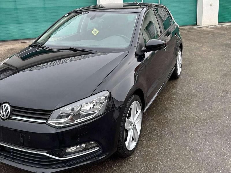 Schwarz Gebraucht 2014 VW Polo Highline Limousine | € 9.500 (Fairer Preis) - Bild 1/4