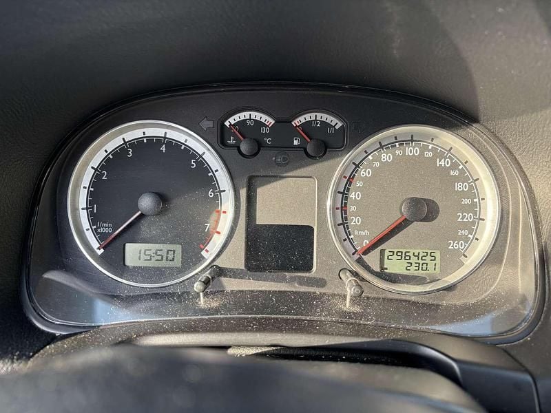 Gebraucht VW Golf IV Comfortline 105 PS (77 kW) 2004 Schwarz Limousine