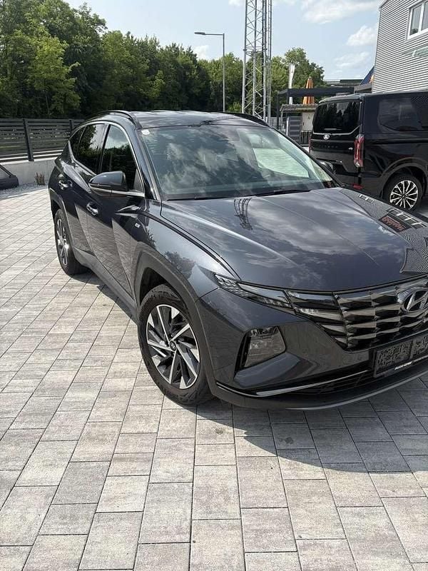 Gebraucht Hyundai Tucson 136 PS (100 kW) 2021 Grau SUV