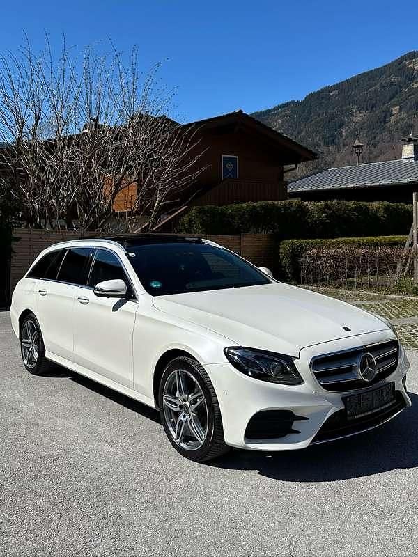 Weiß Gebraucht 2018 Mercedes E220 Edition Kombi | € 34.500 (Etwas zu teuer) - Bild 1/4
