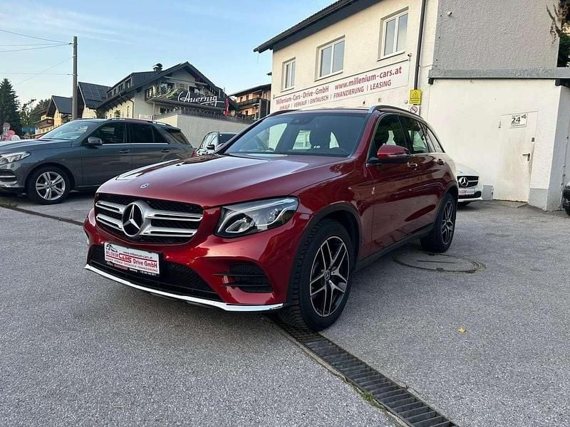 Rot Gebraucht 2017 Mercedes GLC250 SUV | € 31.990 (Fairer Preis) - Bild 1/4