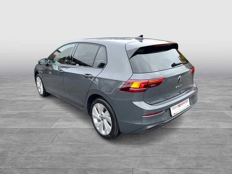 Gebraucht VW Golf VIII 115 PS (84 kW) 2025 Mittelgrau  metallic