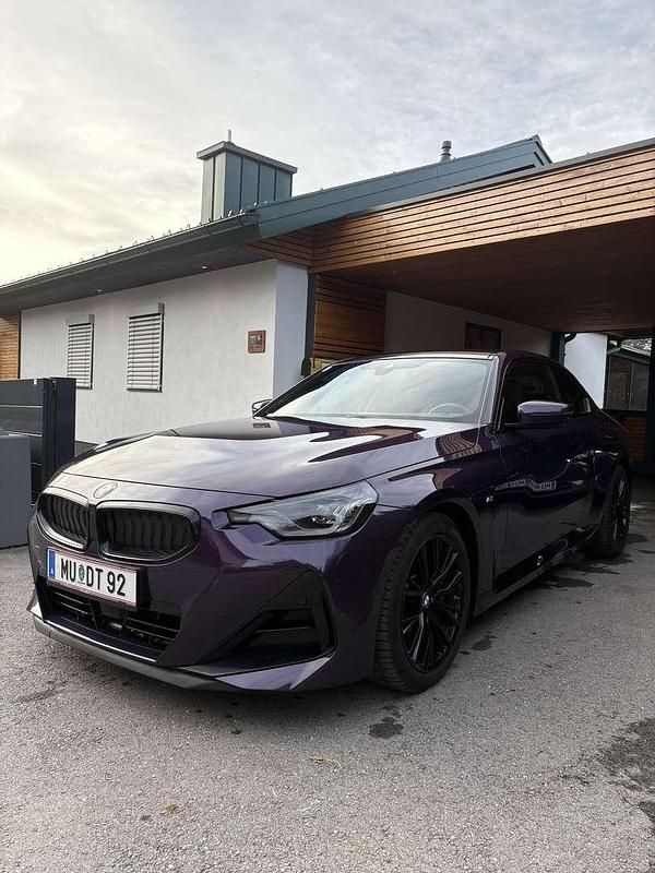 Violett Gebraucht 2023 BMW 220 M Sport Coupé | € 37.900 (Fairer Preis) - Bild 1/4